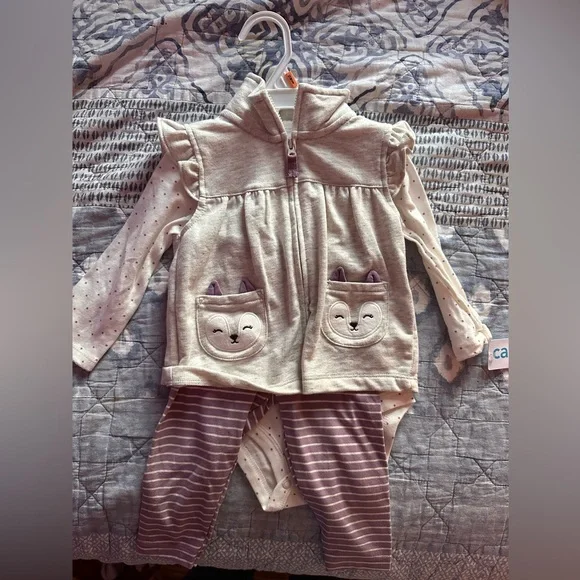 Baby Girls bundle of 3 outfits 12 months - Picture 4 of 10